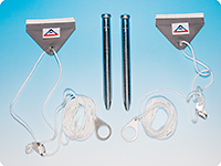 Volumen de suministro: kit de tensores con dos cuerdas y estacas de chapa.