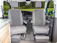 Second Skin pour les sièges de la cabine conducteur California Ocean/Coast T6.1 VW, design « Circuit / Palladium »