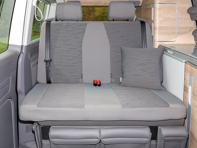 Housses de sièges avant DRIVEDRESSY spécial VW T6 & T6.1 California -  Accessoire intérieur pour van aménagé - H2R Equipements