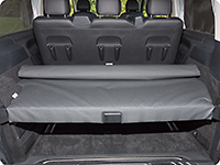 All functions of the rear bed cushion remain: even the front part of the cushion can be raised as usual.
