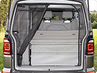 FLYOUT for the tailgate has an arched door: all storage room in the stern is easily accessible. 