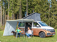 Die TOP-SAIL Seitenwand kann an jede Seite des Sonnensegels angebracht werden.