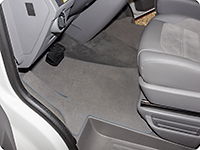  Velour carpet for cabin with step protection (left), VW T6.1 left-hand drive, design "Palladium"
