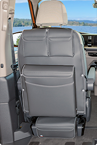 UTILITY avec MULTIBOX Maxi pour les sièges de la cabine conducteur T7 VW Multivan, design « Raven Cuir »